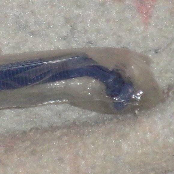 Blue Plastic Men's Disposable Shaving Razor Never Used - Picture 11 of 13